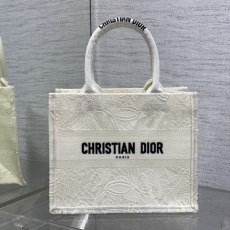 Christian Dior Shopping Bags